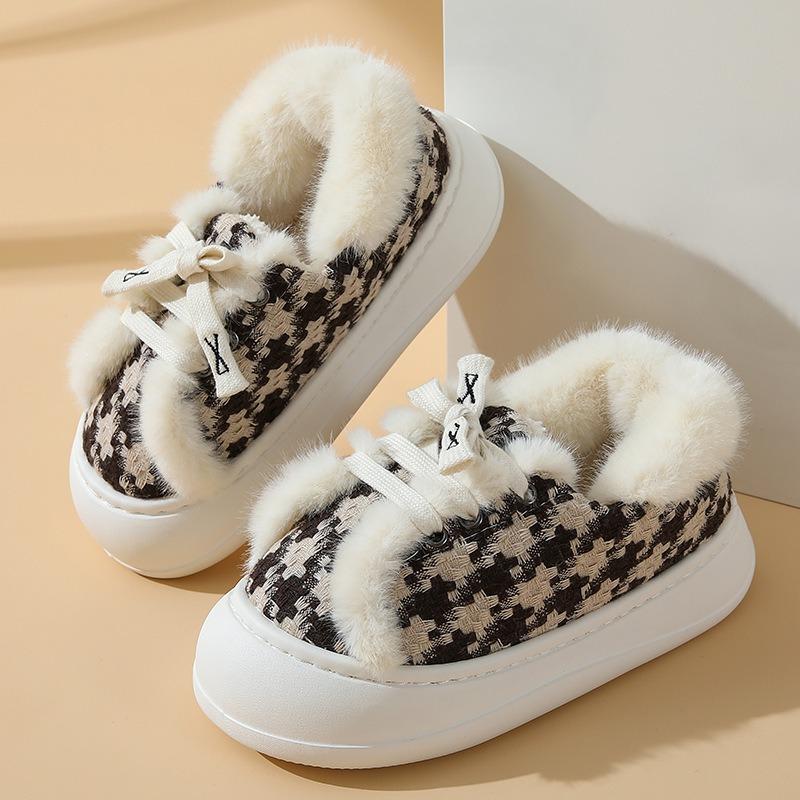 

Snow boots bag heel women s indoor and outdoor velvet thick-soled non-slip warm couple fluffy cotton shoes non-slip velvet 40-41 темно-коричневого кольору