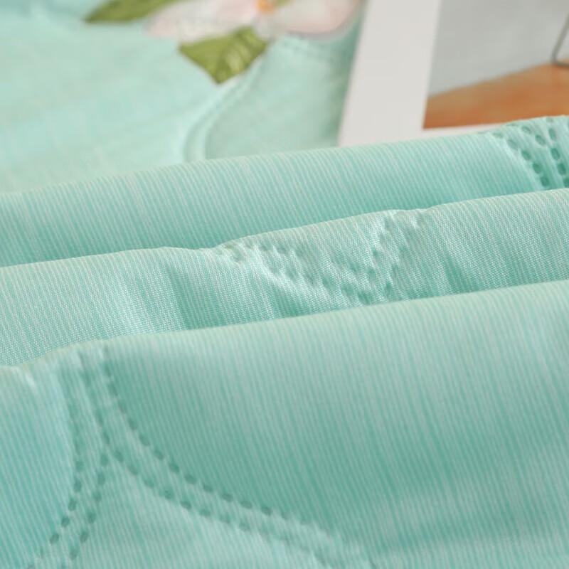 Bijiaman Bamboo Charcoal Antibacterial Summer Quilt
