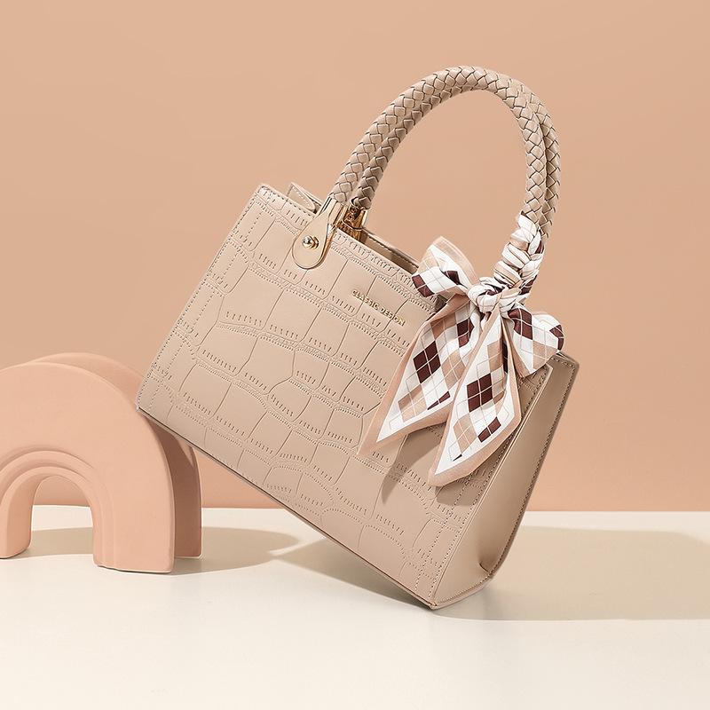 

2025 Autumn Winter New Women s Handbag Luxury Genuine Leather Women s Bag Crossbody Bag High-end Feel Mom Bag Travel Bag Khaki（Public Version）