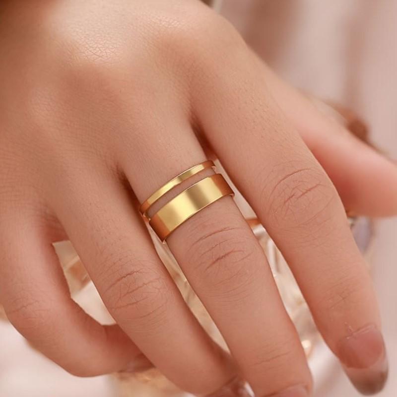 Stainless Steel Simple Wide Layered Design Ring for Women Vinatge Golden Rings Party Jewelry Gifts