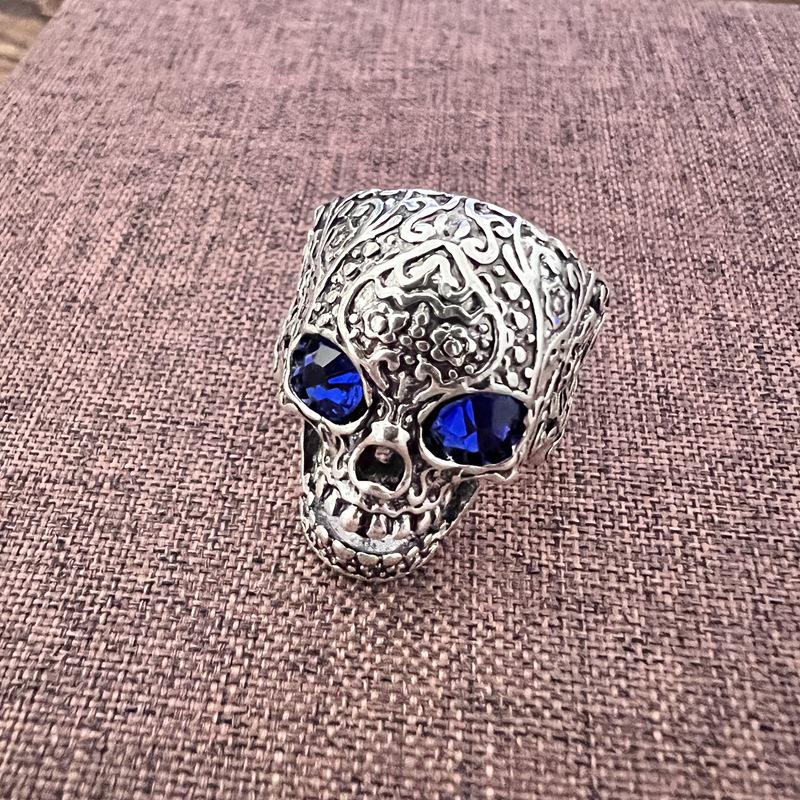 

Кольцо Dark Series Retro Skull Five-Claw Ring - крутой аксессуар в стиле хип-хоп и уличный стиль Adjustable