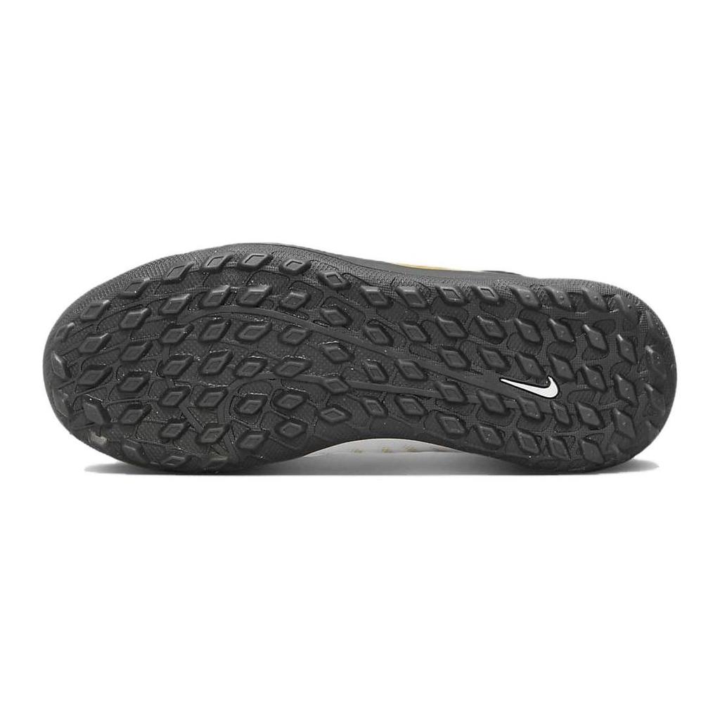 Nike Jr Phantom Luna II Club TF Sports Comfort Shock Absorption Durable Mid-Top Kids Football Shoes Kids Football Shoes Black White FJ2607-100