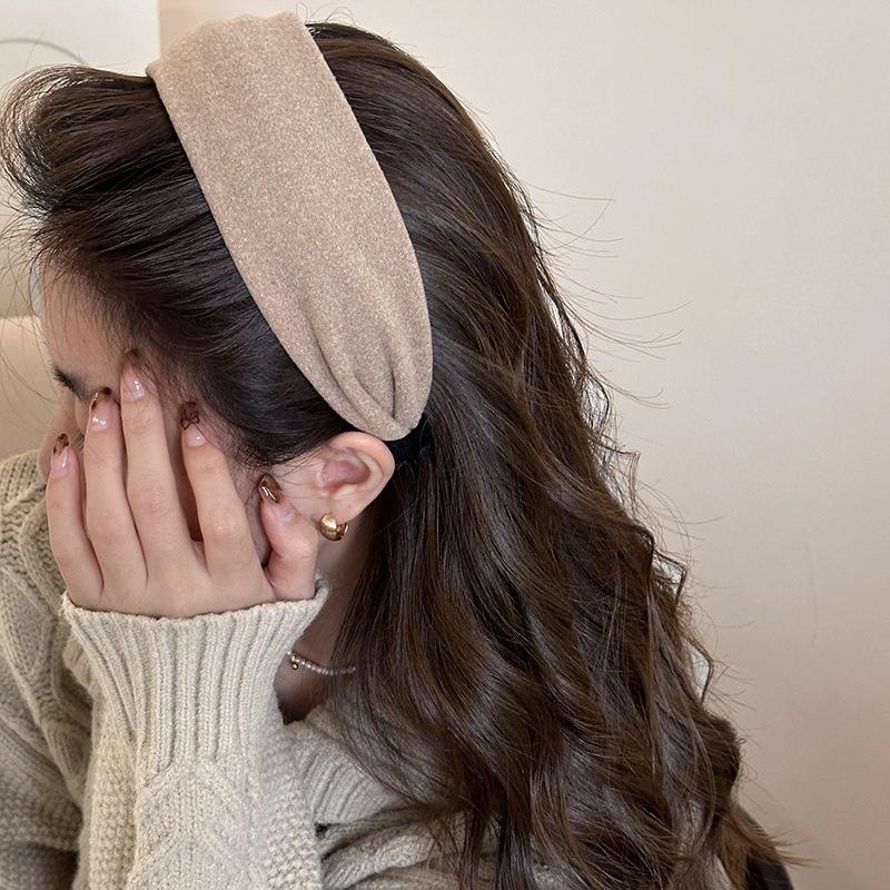 Diadema de Mujer de Corona Alta y Borde Ancho: Elegante Accesorio para el Cabello de Gama Alta 2025 para Lavado Facial y Uso Diario.