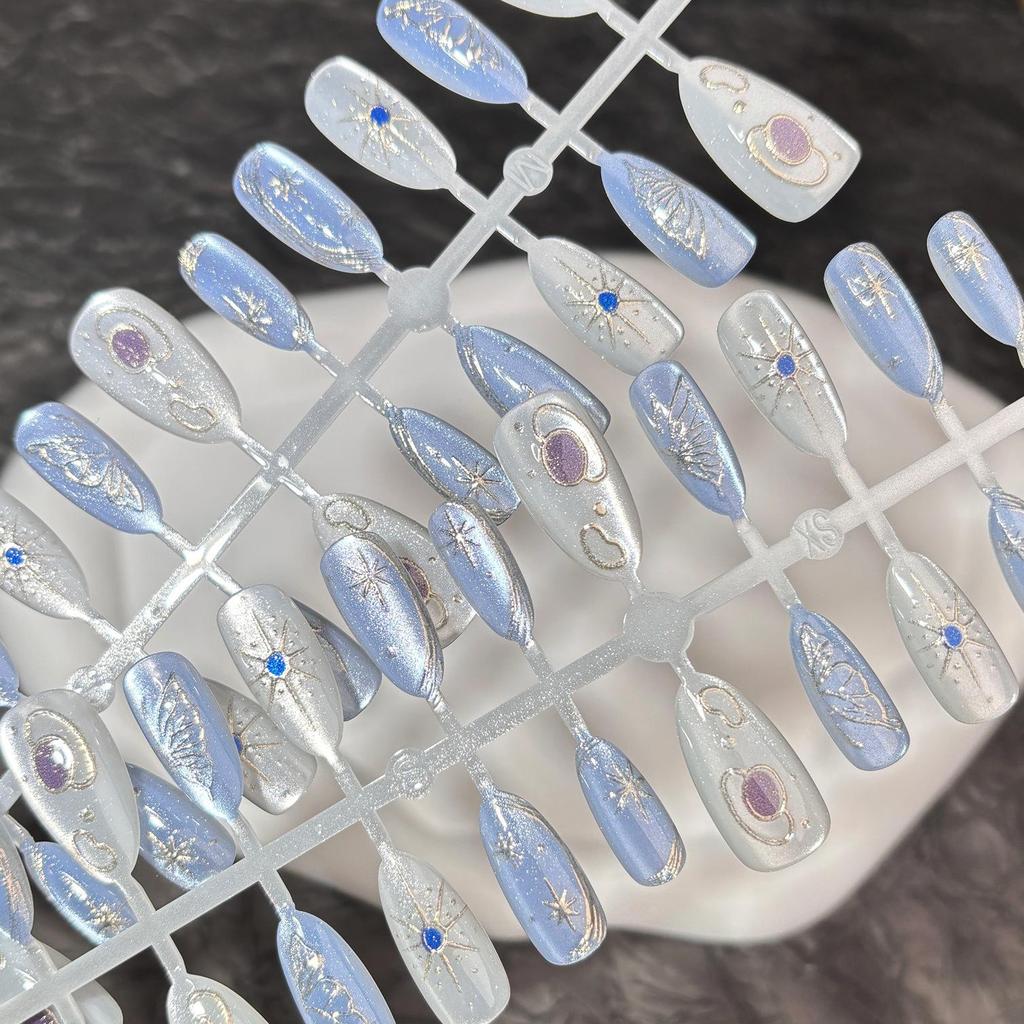 Galaxy Blue Cat Eye Long-Wear Nails - Blue-Purple Versatile Nail Art Patches