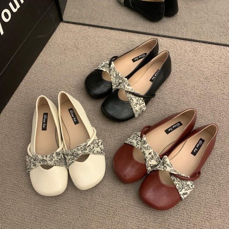 Retro Versatile Round Head One Pedal Mary Jane Small Leather Shoes Women'S Shoes Are Not Tired Of Commuting Grandma Shoes Flat Single Shoes