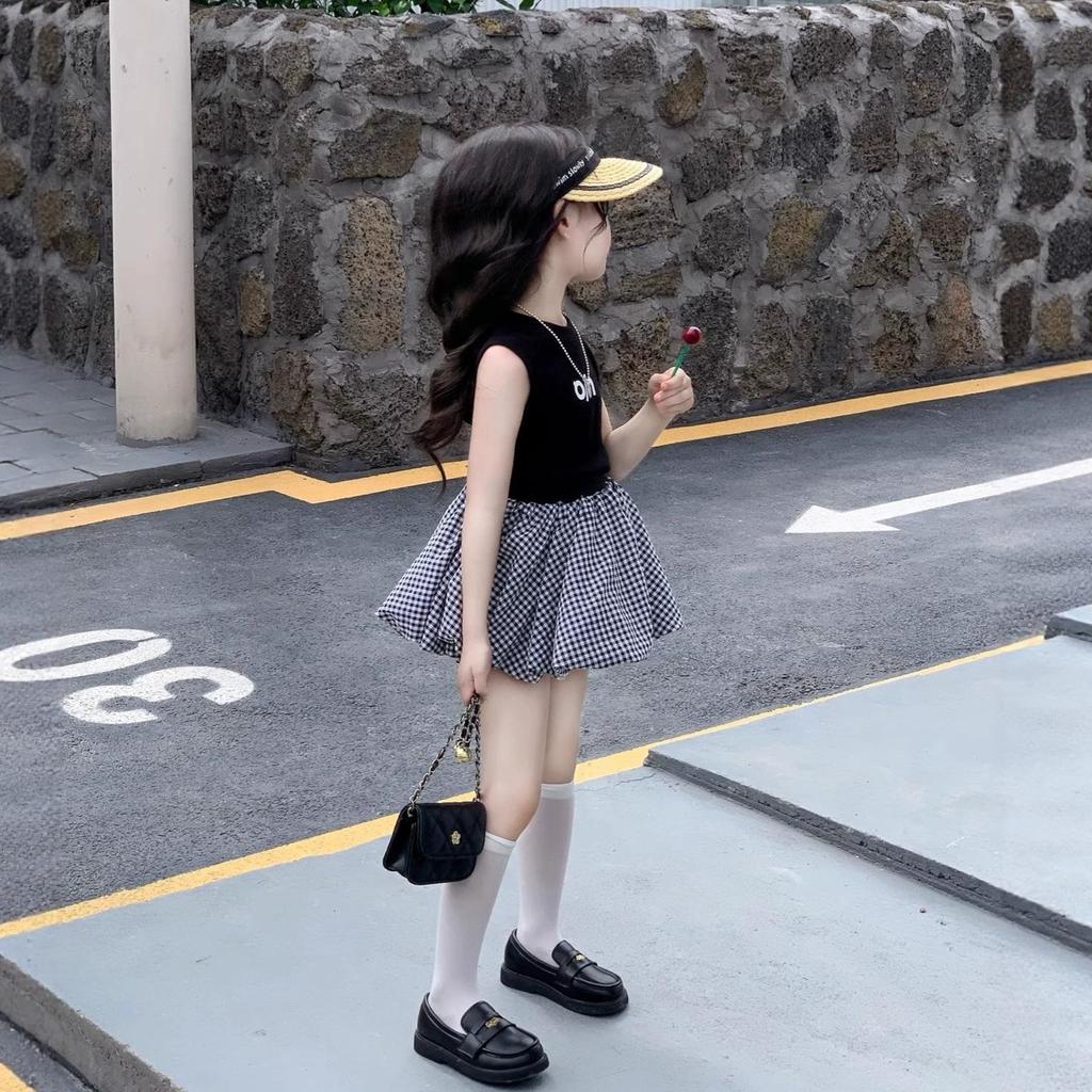 Girls' Summer Plaid Skirt Set: Trendy and Versatile Children's Outfit