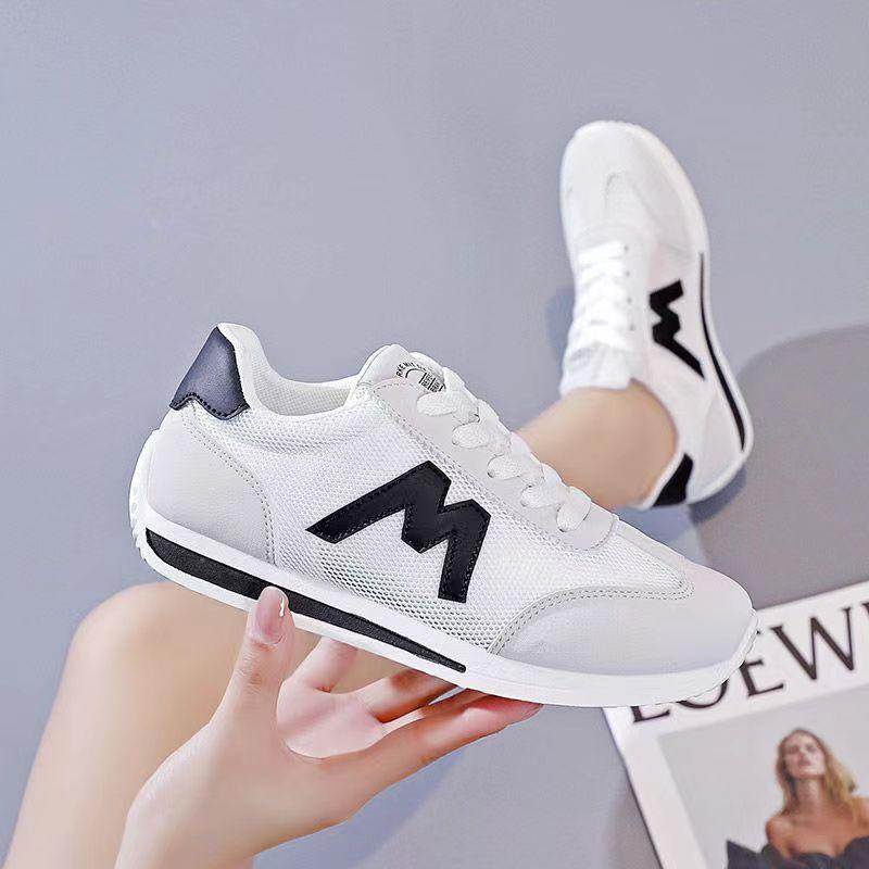 Fashion 2024 Tennis Shoes Round Head Deep Mouth Sneakers Light Versatile Breathable Cross Lace Casual Sports White Shoes Forrest Gump