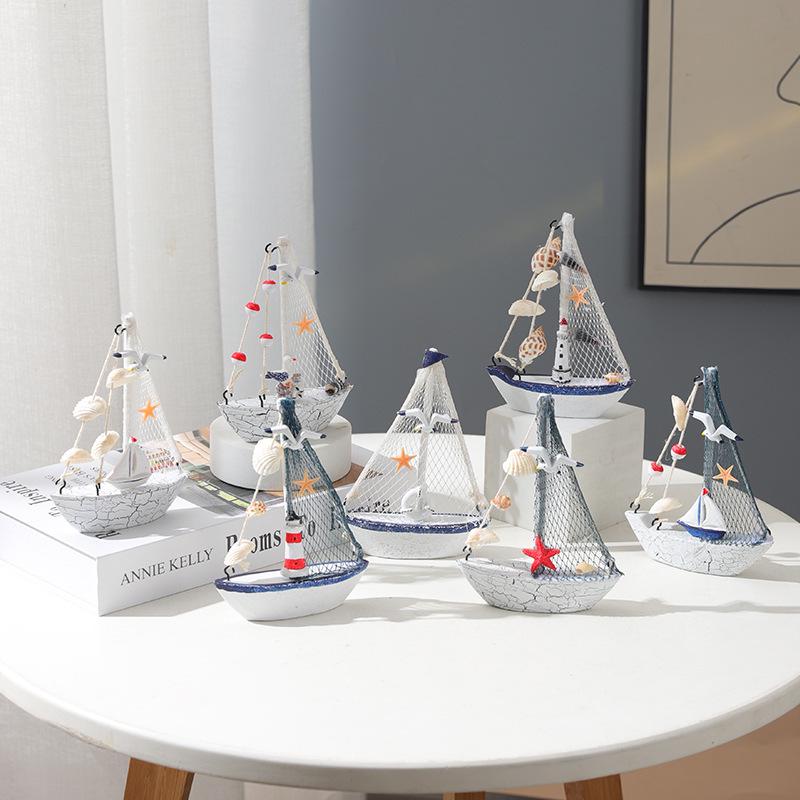 Model Velier din Lemn Mediteranean - Ornament Mic pentru Decorul Casei