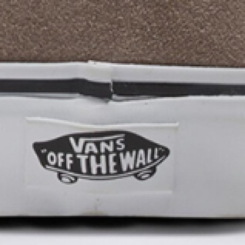 Barnes New School   Mega Check Grey  Marshmallow Vn0009qc0bp1
