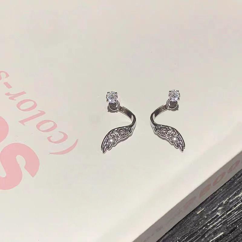 1Pair Sweet Cool Angel Wing Ear Bone Nail For Women  Shiny Zircon Earrings Accessories Jewelry Gifts