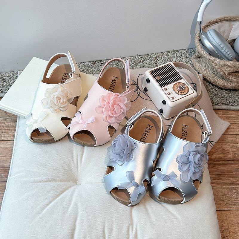 Girls Sandals Sweet Flowers Lace Kids Beach Shoes Hollowed-out Ins 2025 Summer New Children Fashion Princess Shoes Soft Sole