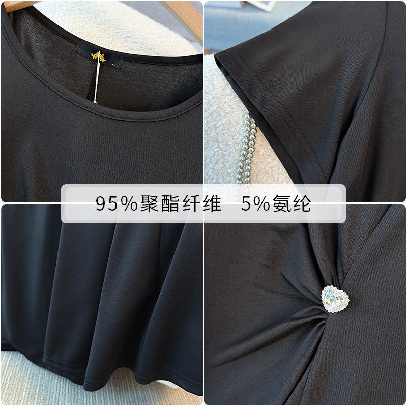 A New Solid Color Pleated Diamond-encrusted Dress for Plus-size Women's Summer, A Simple Short-sleeved Little Black Dress