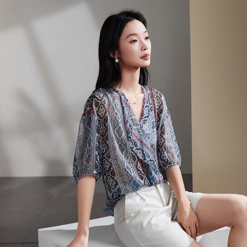 SOFSIL Women s Retro Print V-Neck Chiffon Blouse M