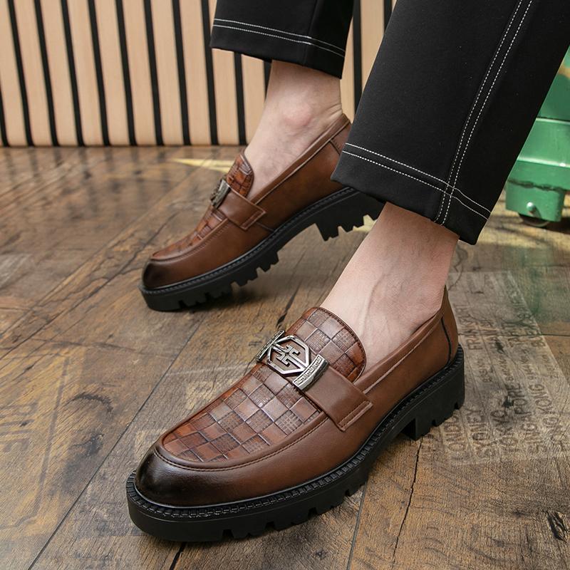Men Business Dress Shoes Black Brown Slip-on Casual Comfortable High-end Loafers Gentlemen Social Shoes Men Sizes 38-45