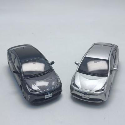 Static Simulation Car Model For 1/30 Scale Alloy Vehicle Toyota Prius Silver & Gray Collectible Gift