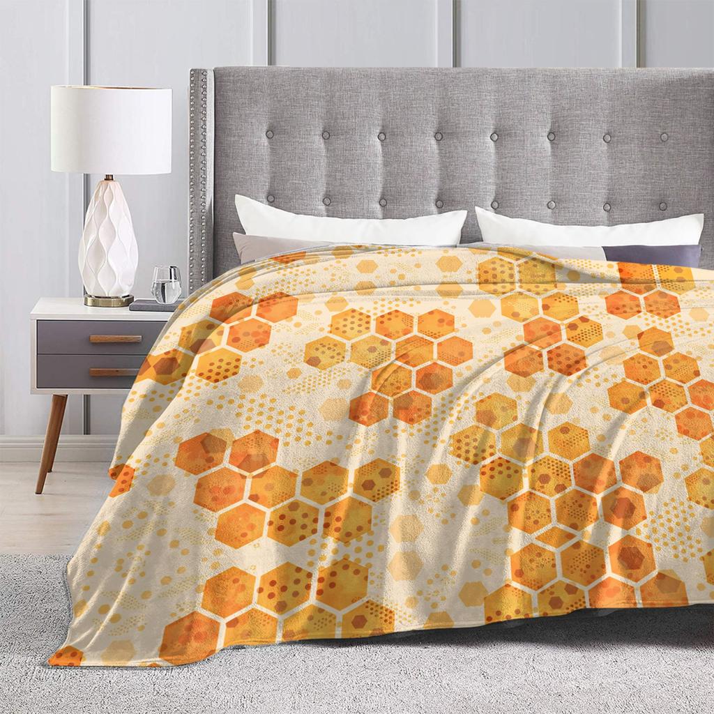 Super Warm Blanket Camping Bee in honeycomb and flowers Bedding Throws Flannel Bedspread For Couch Chair Sofa Bed Sofa Bed Cover