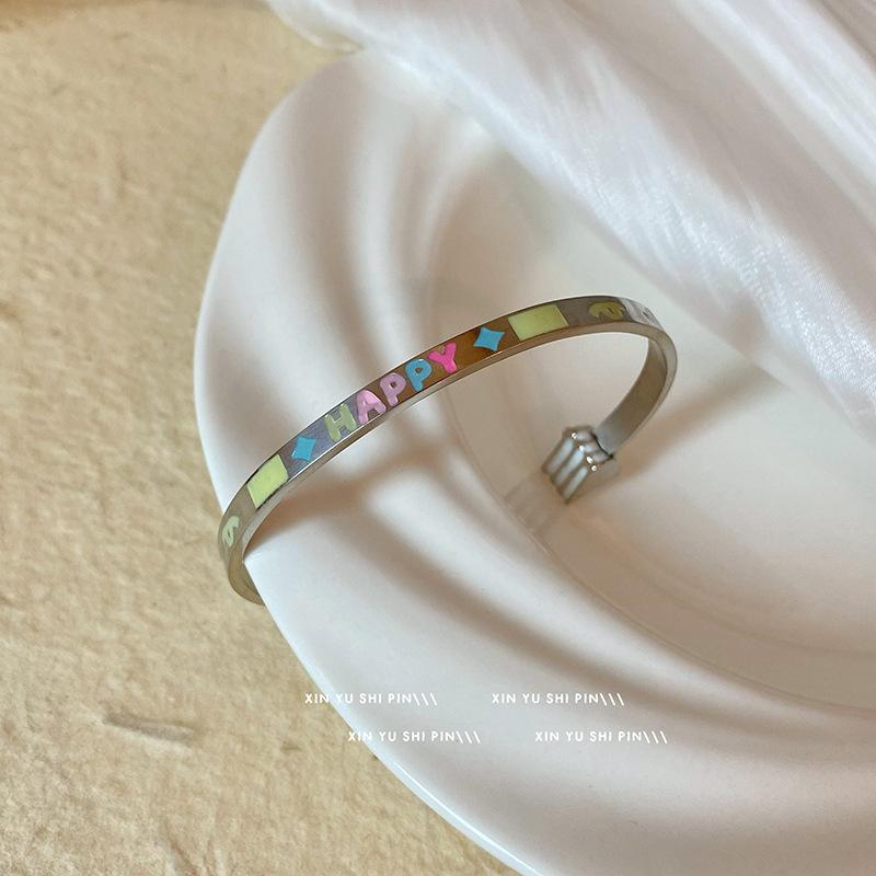 

Браслет Вечеринка Медведей Регулируемый Мультяшный Медведь Граффити Браслет Браслет для Подруги Ручной Работы Новые Аксессуары 2025