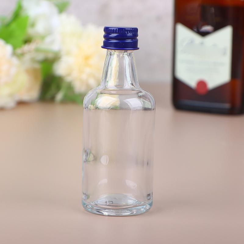 1 stk 50 ml hjemmeglass blyfri karaffel med deksel for brennevin Scotch liten vinflaske glass drikkeflaske bartilbehør