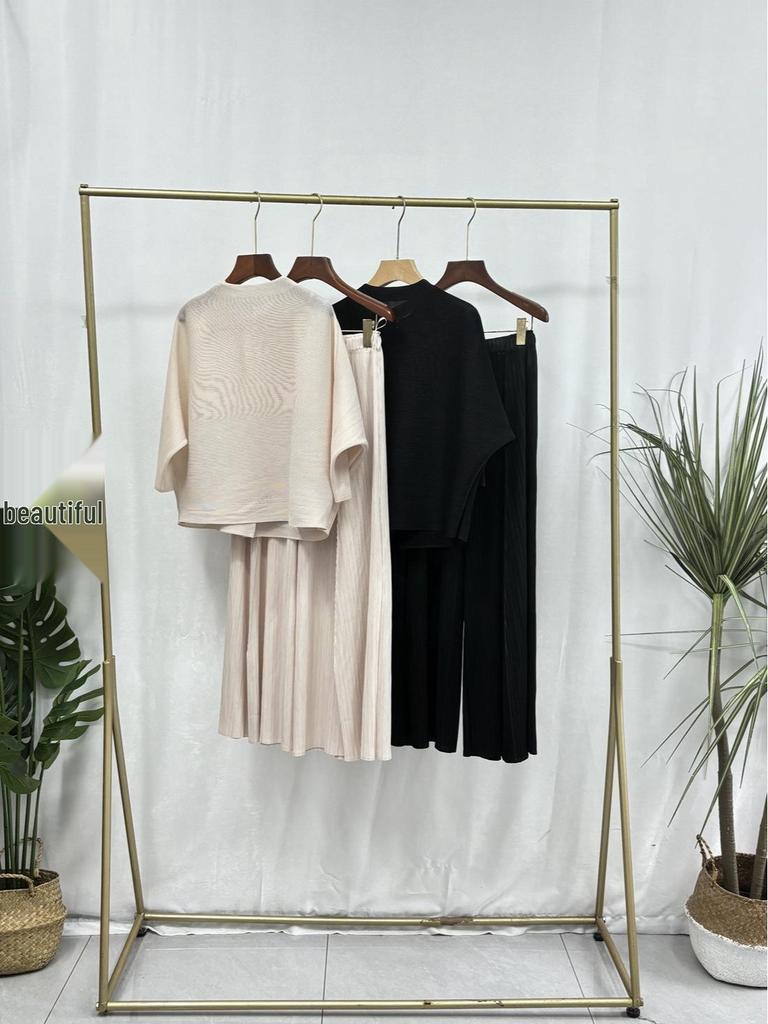 Women's Retro Frog Button Long Sleeve Top & Pantsuit - Miyake Two-Piece Set for Autumn