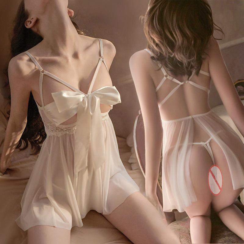 Ženy s mašličkou odhalené prsia, sexy súprava spodnej bielizne, erotická súprava bielizne, krásna súprava porna, čipka, perspektíva, nočná košieľka, súprava intímnych šiat