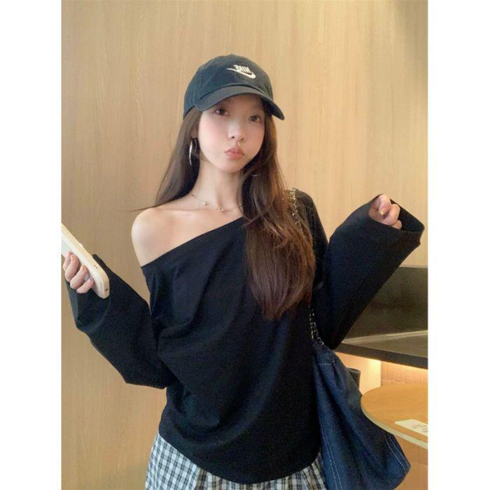 Autumn 2025 Women's Versatile Off-Shoulder Long-Sleeve Top