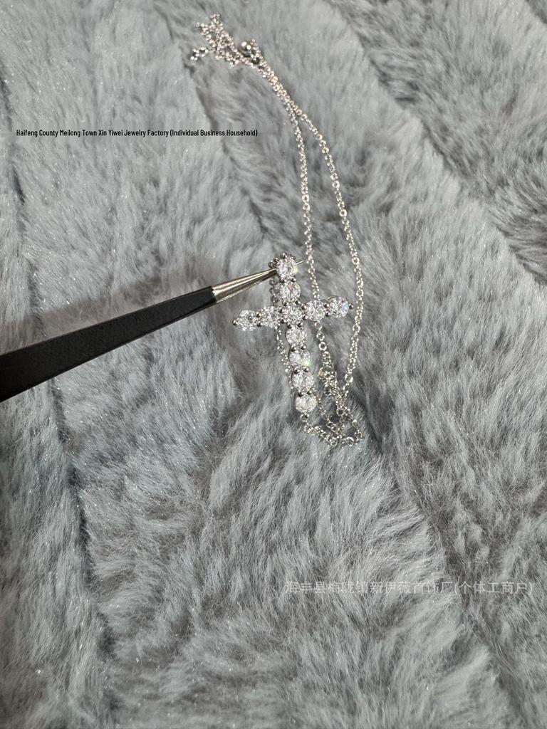 Vysoce kvalitní zlatý diamantový náhrdelník: Dámský klasický, luxusní a všestranný pro každodenní nošení a vrstvení