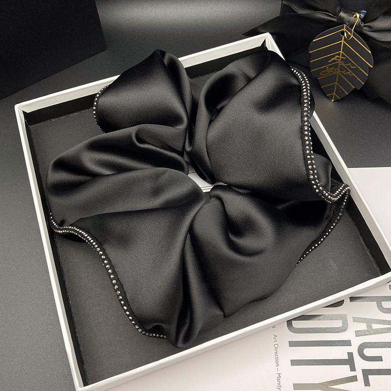 Elegant 2024 Rhinestone Hair Tie: Women s High-End Hair Rope for a Stylish Bun