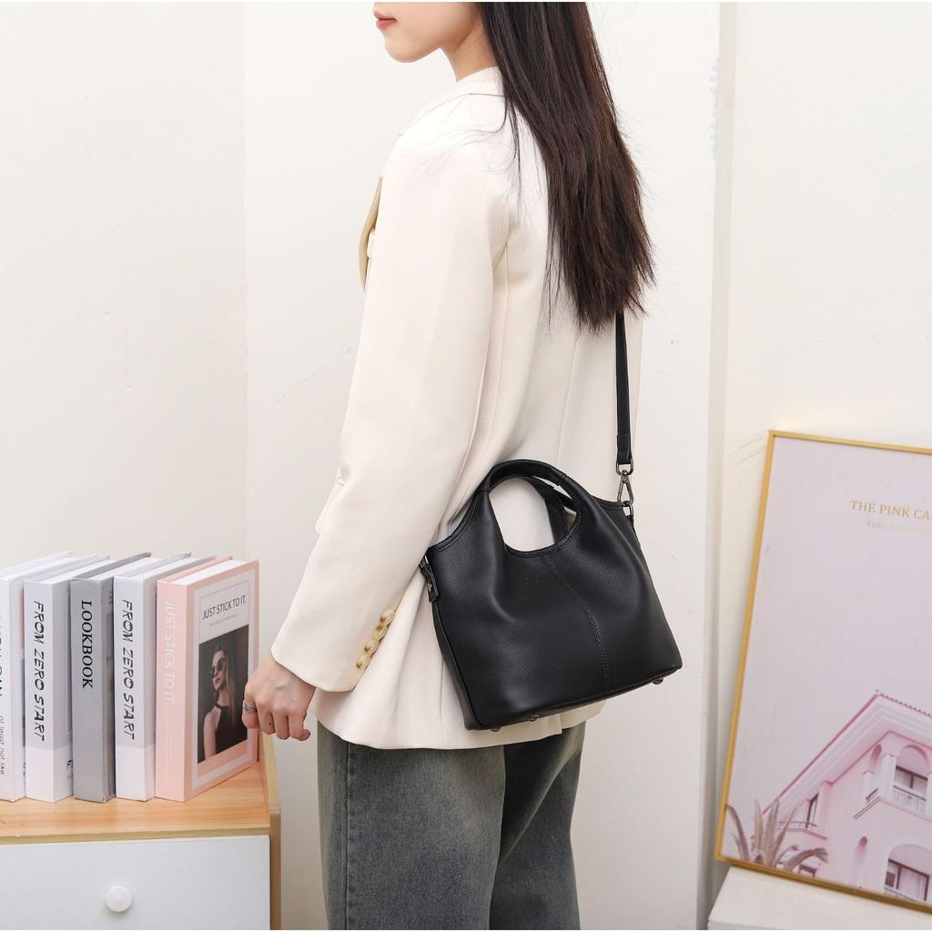 Cowhide Square Bag Crossbody Horizontal Shell Bag Popular Fashion Niche Women Single Shoulder Practical Soft Hand