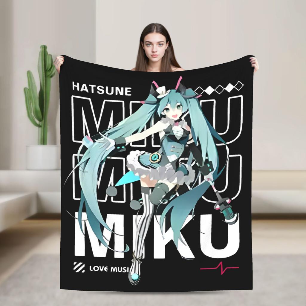 Anime přikrývky Hatsune Miku Fleece Textilní dekorace Multifunkční Super teplá přehozová deka pro domácnost Cestování Prošívaná deka