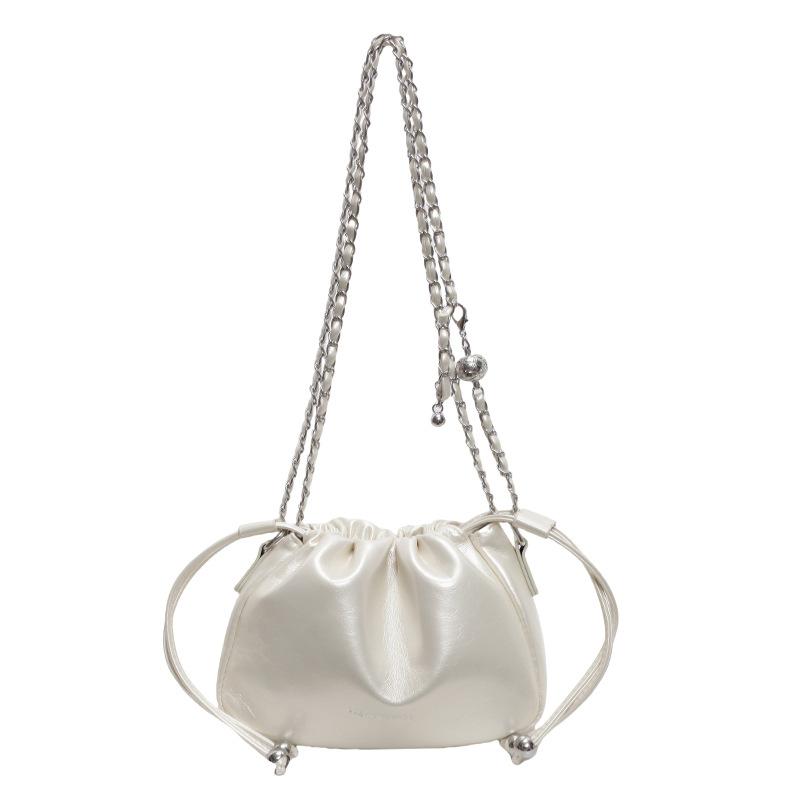 

Fashion Bag Women s New Versatile Messenger Bag Chain Commuter Shoulder Bag