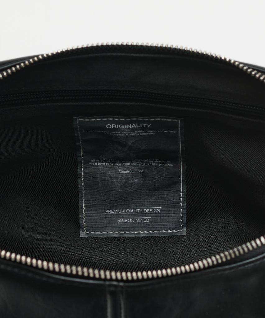 Maison Mined Leather Saddlebag Black