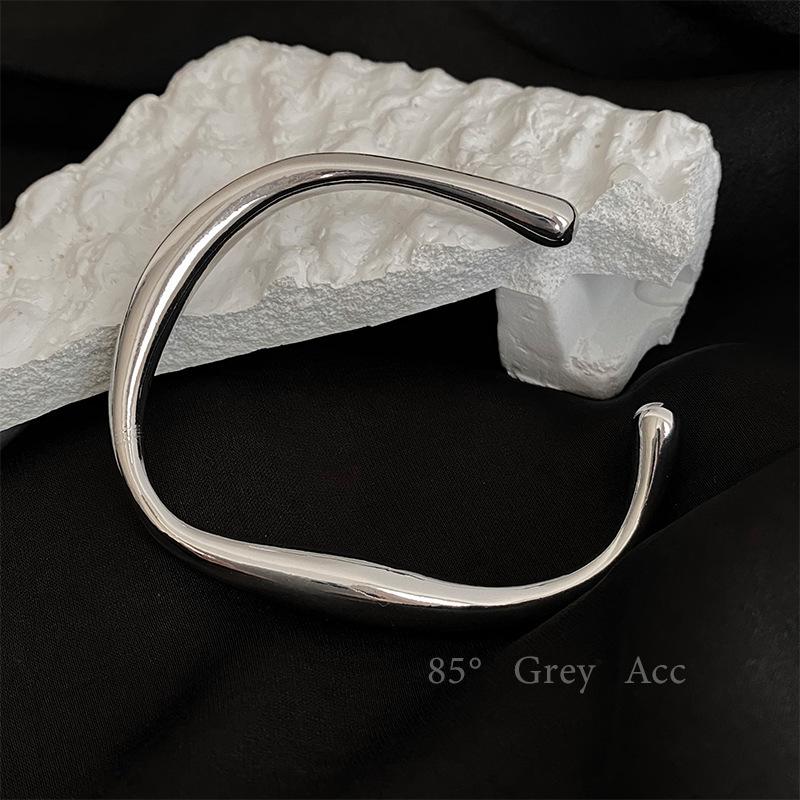 Geometric Irregular Water Drop Bracelet – Retro Korean Style, Elegant Plain Circle Jewelry for Women