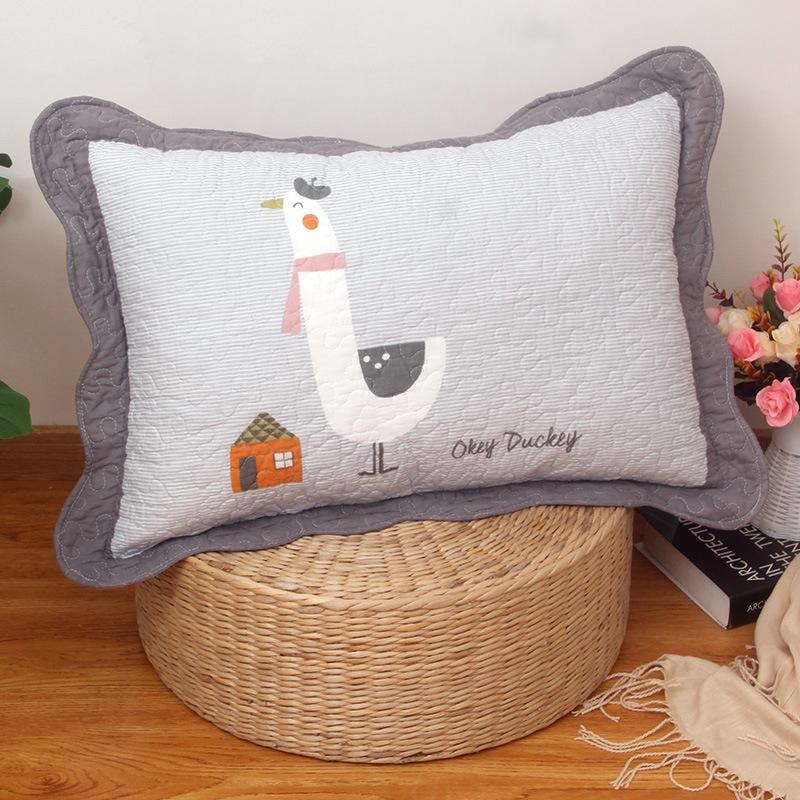 Soft and Comfortable Pillowcase Skin Friendly Breathable Fashionable Rustic Style Quilted Fabric Pillowcase Bedroom Decoration