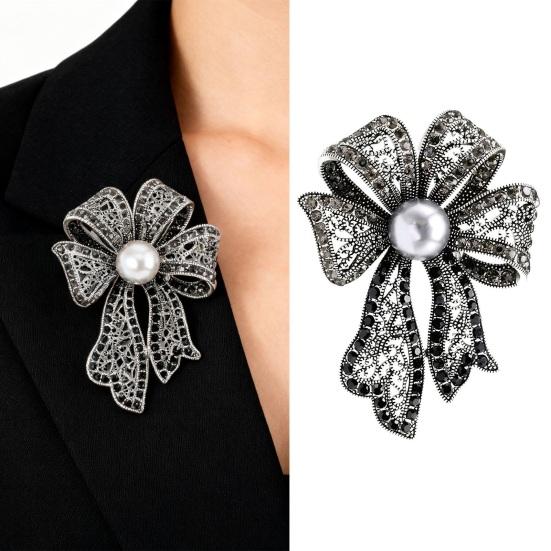 Vintage Faux Pearl Bow Brooch Sweater Cardigan Coat Business Suit Bowknot Lapel Pin Women Fashion Jewelry Clothing Accessories