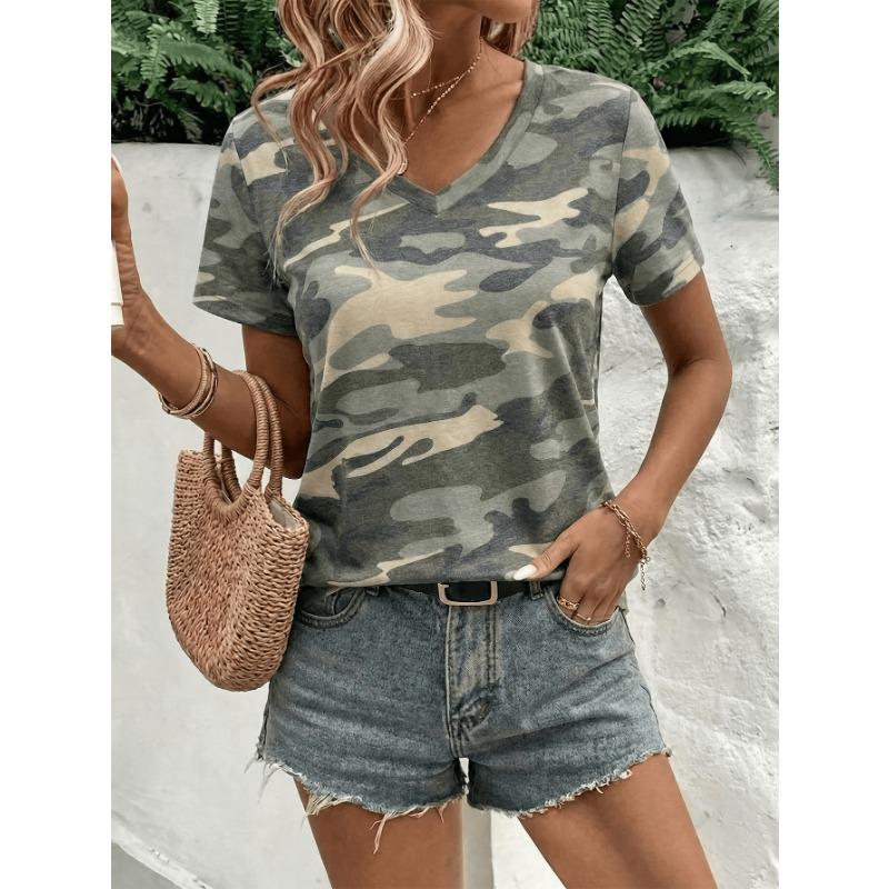 Women s Summer • Camouflage Print • V-Neck • Short Sleeve T-Shirt S