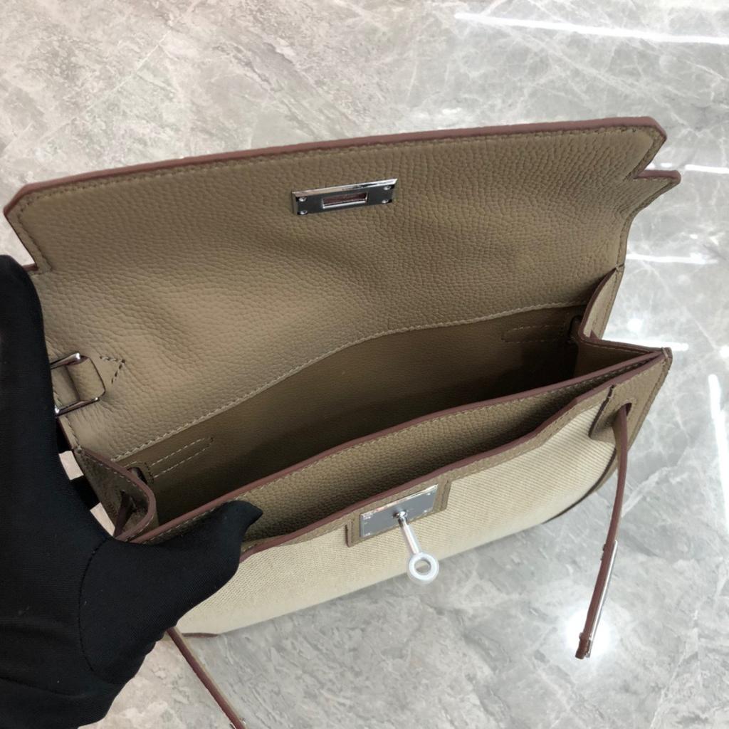 Niche Design New Bag Canvas with Cowhide Crossbody Bag Underarm Messenger Bag Casual Lock Leather Women's Bag