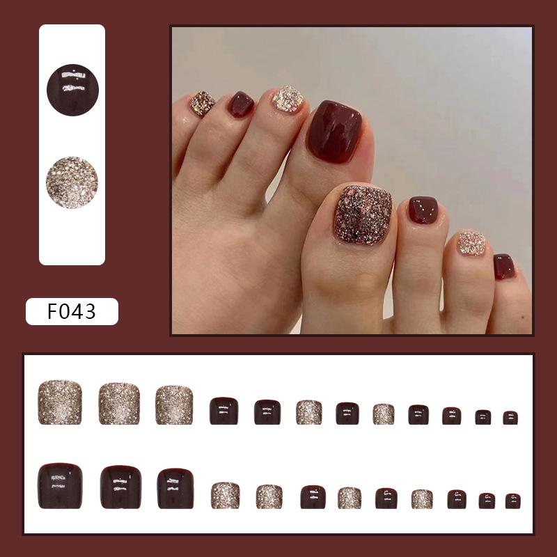 Chic French Diamond Flash Toenail Art: Sweet & Cool Fake Nails for Feet