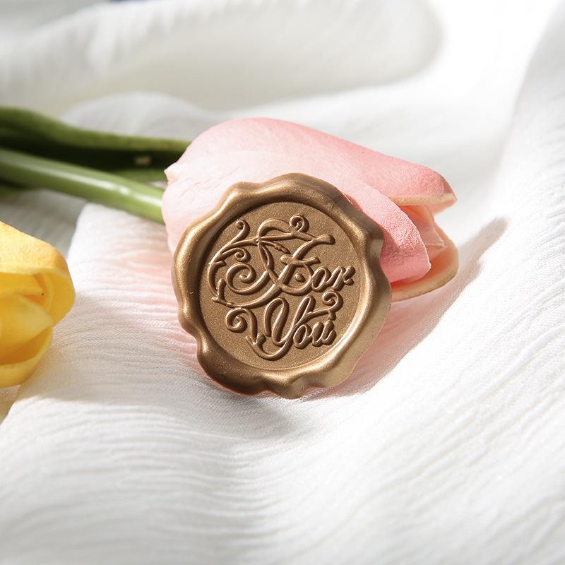 Gilded Romantic Love Letter Set with Envelope, Letter Paper, and Wax Seal - Luxurious Retro Appeal