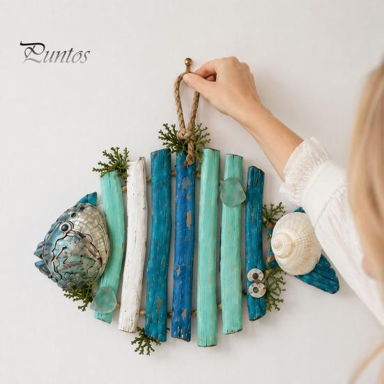 Seaside Style Wall Decorations Lighted Wooden Fish Hanging Decor, Rustic Nautical Fishing Wood Sculpture with LED Lights, Coastal Home Beach