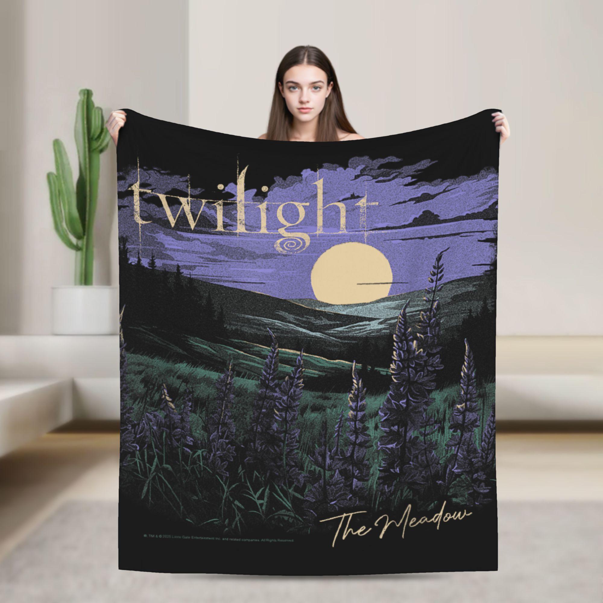 

Twilight Saga Jacob Wolf Moon Loca Velvet Throw Fashion Blankets Retro Movie for Home Knitted Fashion Blanket Car Lightweight Portable Quilt 75x90cm
