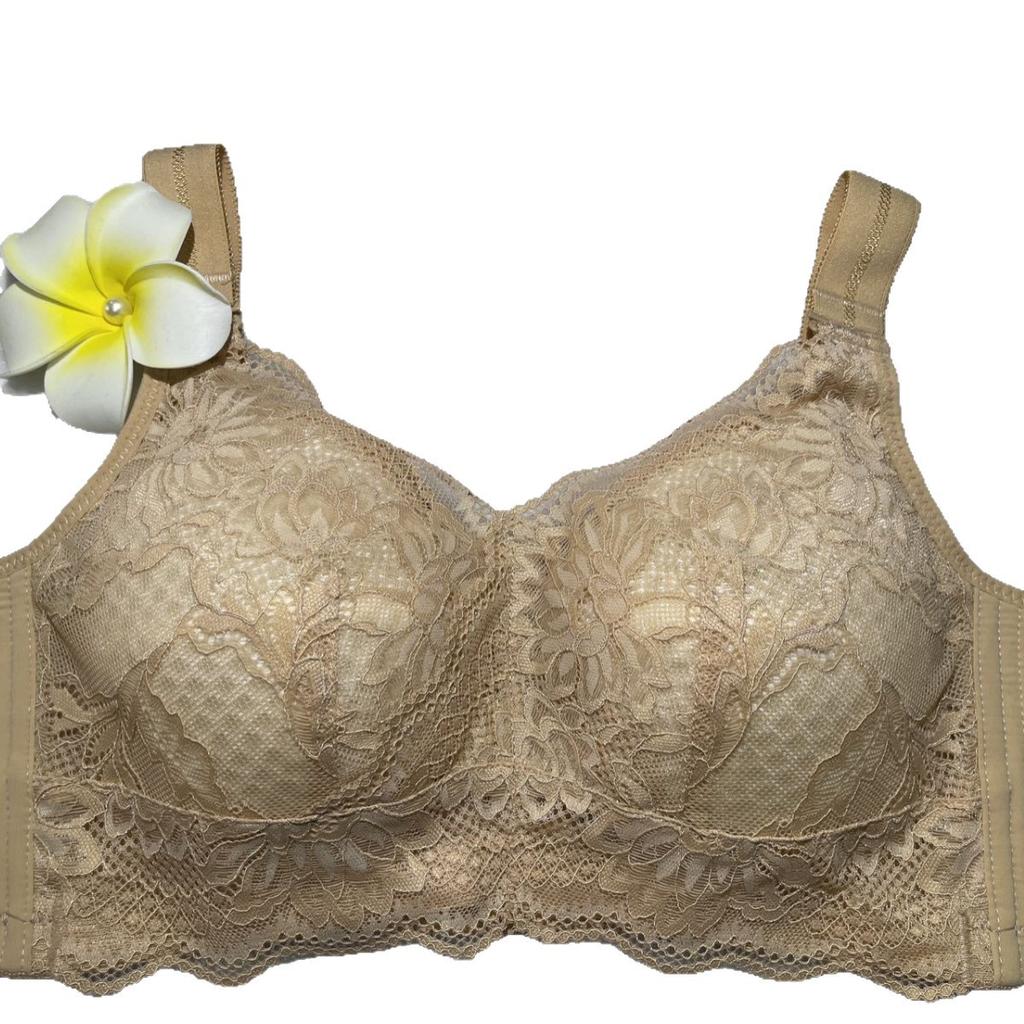 No steel rim, large chest, small lace adjustment underwear,  thin styles gather, anti-sagging upper support, large size bra cover