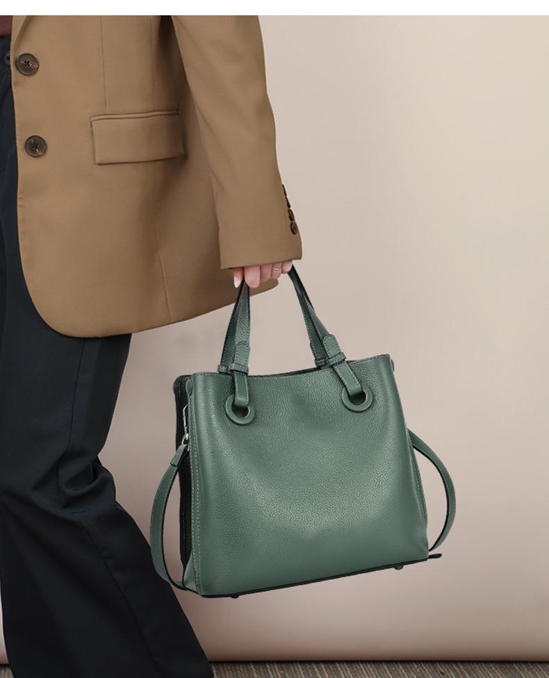 Qian Dian Women's 2025 Trendy Bucket Bag: Soft Leather, Large Capacity, Fashionable Crossbody & Shoulder Bag