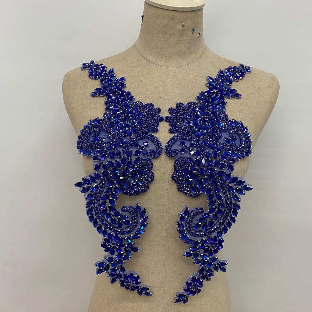 Designer's 3D Lace Floral Crystal Patch Hot-Fix Glass Applique for Tight Dress with Loose Rhinestones