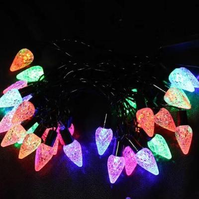 Multi-Size LED Strawberry String Lights: Indoor & Outdoor Plug-In Decorative Colored Lights for Holidays and Courtyard Ambiance.