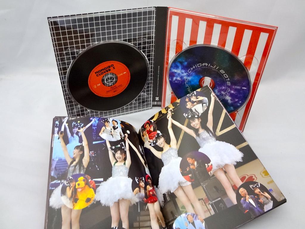 Momoclo Spring Festival 2012 ~Yokohama Arena Unexpected 2 Days~ BD-BOX [First Press Limited Edition] [Blu-ray]