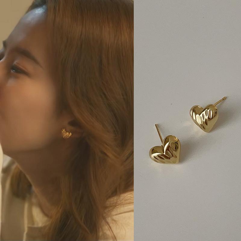 

Серьги женские простые индивидуальные темпераментные универсальные модные серьги-гвоздики