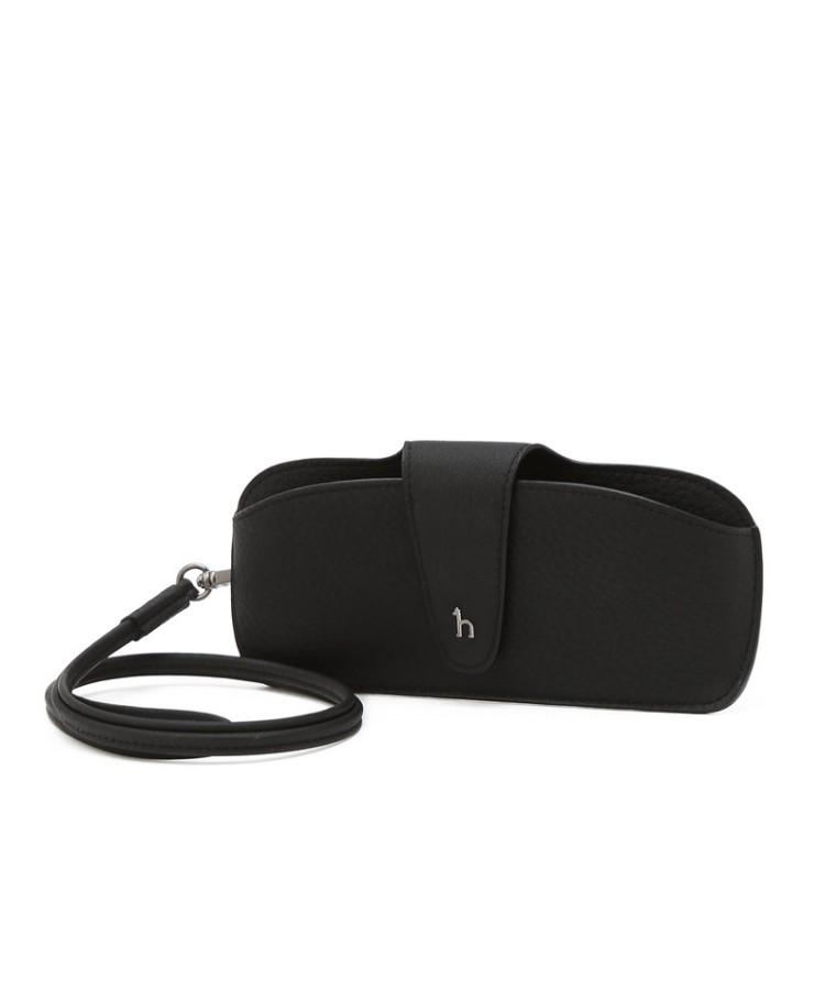 Hejiseumaenaegseseoli Black Logo Decorated Cowhide Glasses Case