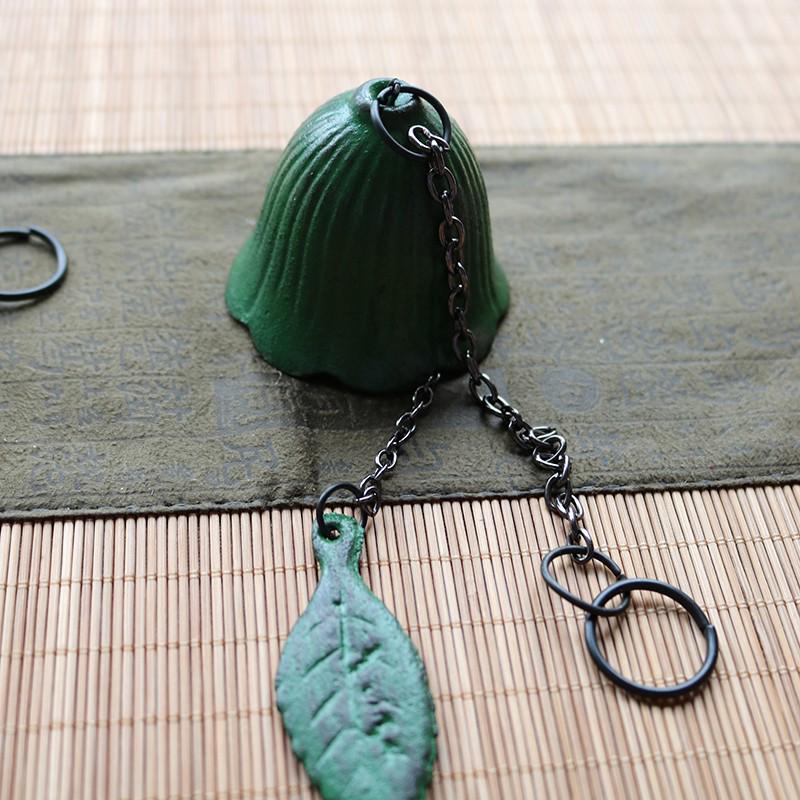 Asian Style Cast Iron Wind Chime: Retro Outdoor Balcony or Camping Ornament Bell