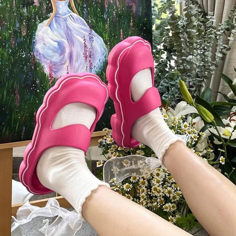 Fashion Women Summer Slippers Flower Cute Beach Mary Janes Sandals Eva Non Slip Outdoor Clouds Slides Mules Shoes Women Sandals