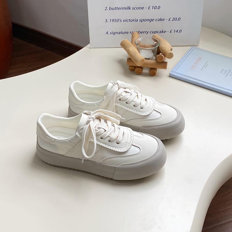 

кроссовки на толстой подошве немецкие тренировочные маленькие белые женские новые дышащие и универсальные парусиновые туфли лето 2025 на мягкой подошве студенческие повседневные кеды 37